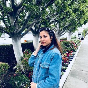 Meet your Posher, Anahita